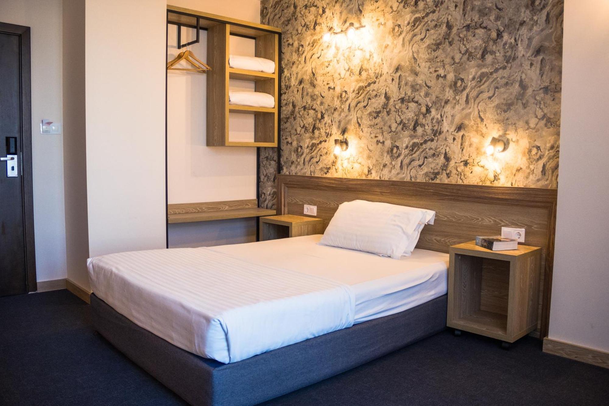 Hotel Budapest 3*