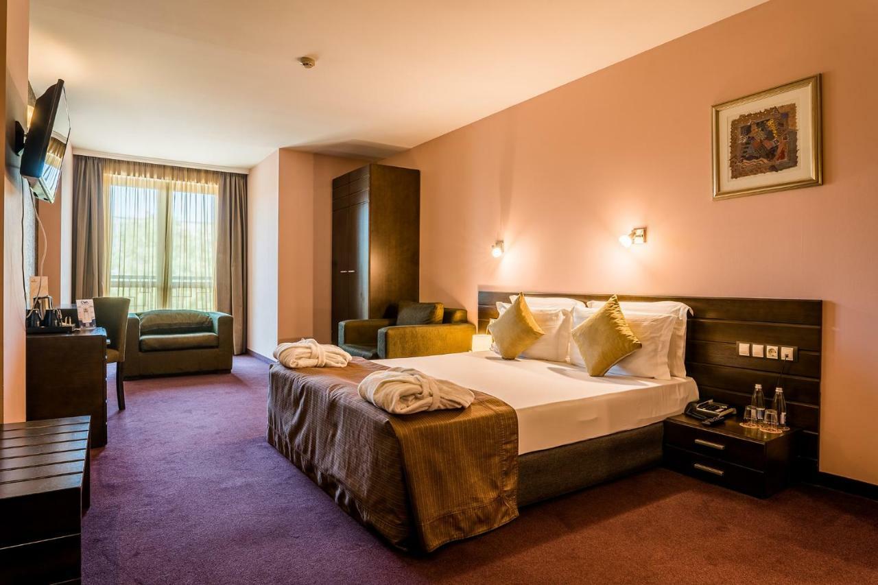 Budapest 3* Sofia